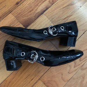 Authentic GUCCI patent leather pumps.